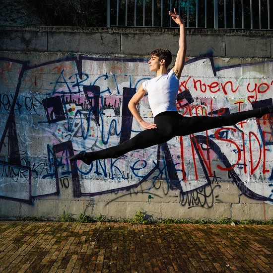 foto danza classica | immagini danza street dance | salti danza classica | grand jetè danza